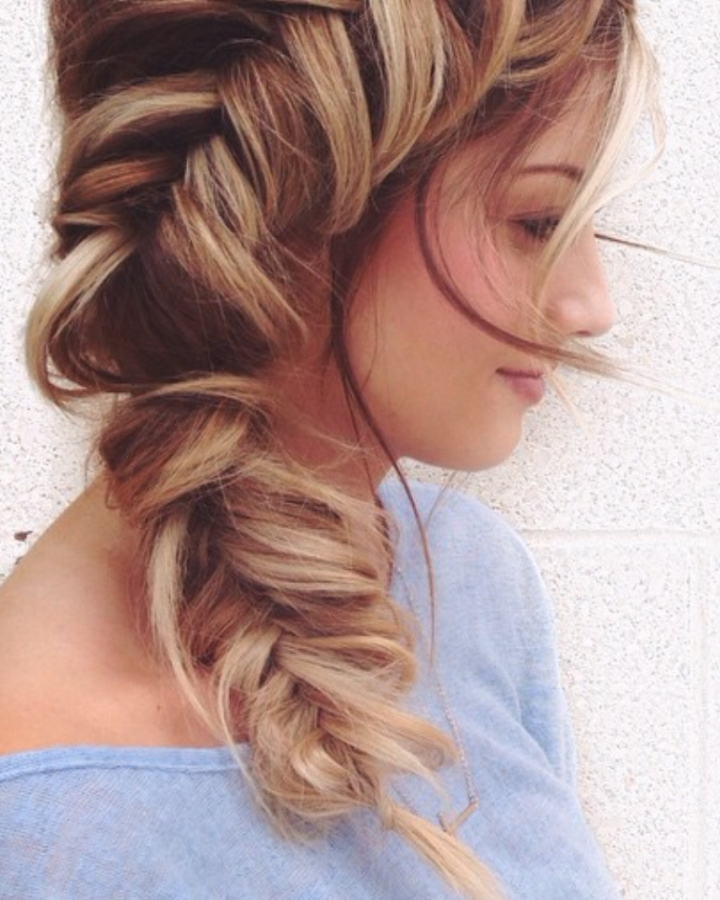 20 Collection of Side Pony Hairstyles with Fishbraids and Long Bangs