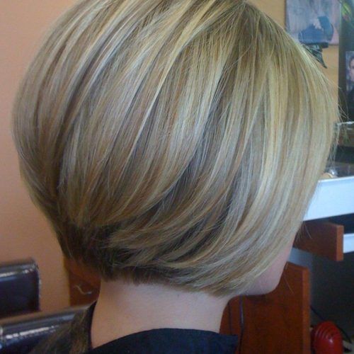 Gray Bob Hairstyles With Delicate Layers (Photo 11 of 20)