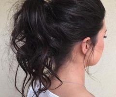 2024 Latest Wavy Free-flowing Messy Ponytail Hairstyles