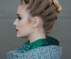 20 Inspirations Curly Pony Hairstyles with a Braided Pompadour