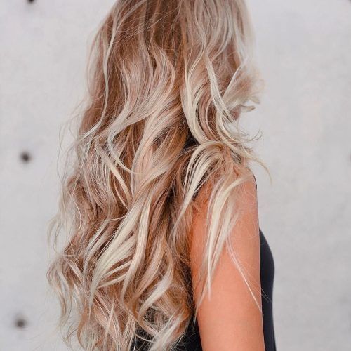 Blonde Ponytail Hairstyles With Beach Waves (Photo 4 of 20)