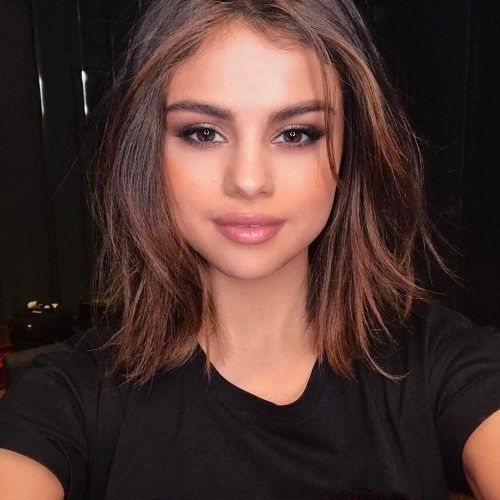 Selena Gomez Medium Haircuts (Photo 16 of 20)