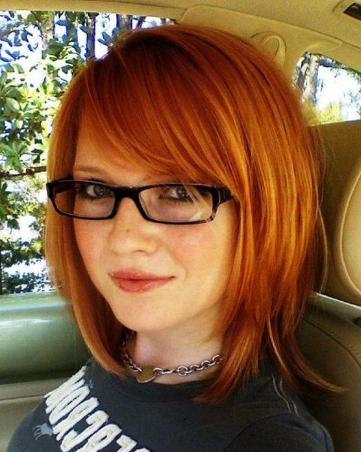 20 Ideas of Medium Haircuts for Round Faces and Glasses