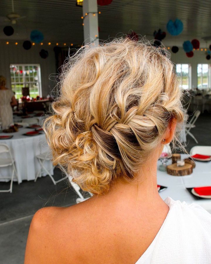 Outdoor Wedding Hairstyles for Bridesmaids