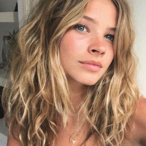 Messy Hairstyles With Beachy Waves (Photo 3 of 20)