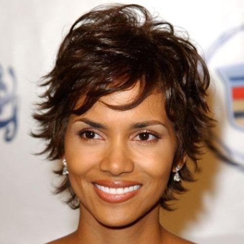 Short Hairstyles That Make You Look Younger (Photo 14 of 20)