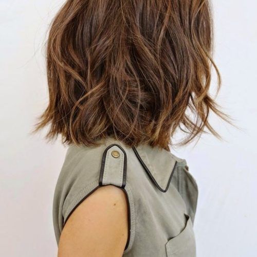Medium Haircuts For Women In Their 30S (Photo 3 of 20)