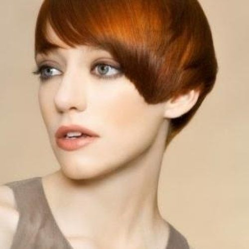 Short Hairstyles For Large Noses (Photo 8 of 20)