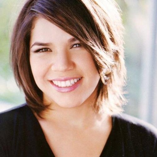 Short Haircuts For Curvy Women (Photo 6 of 20)