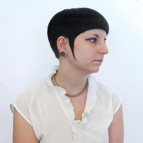 Disconnected Pixie Hairstyles (Photo 9 of 20)