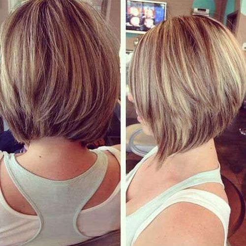 Medium Bob Hairstyles With Layers (Photo 12 of 15)