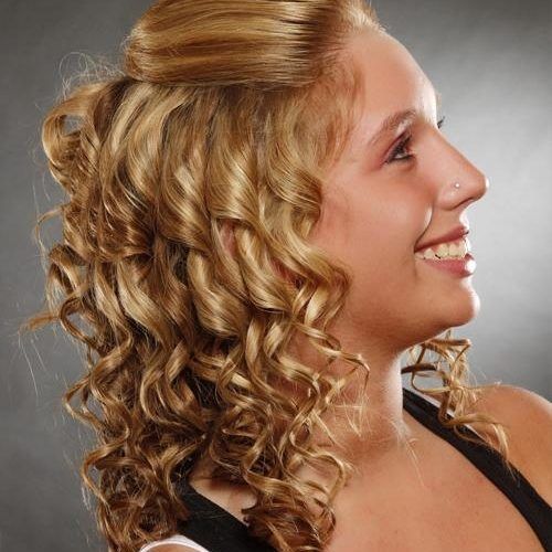Long Hairstyles Half Up Curls (Photo 10 of 15)