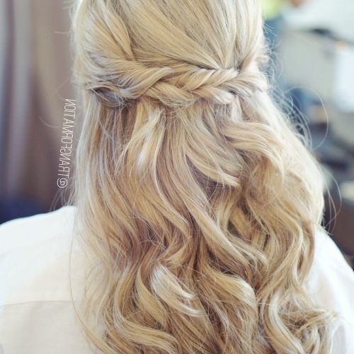 Wedding Hairstyles For Long Hair Half Up And Half Down (Photo 10 of 15)