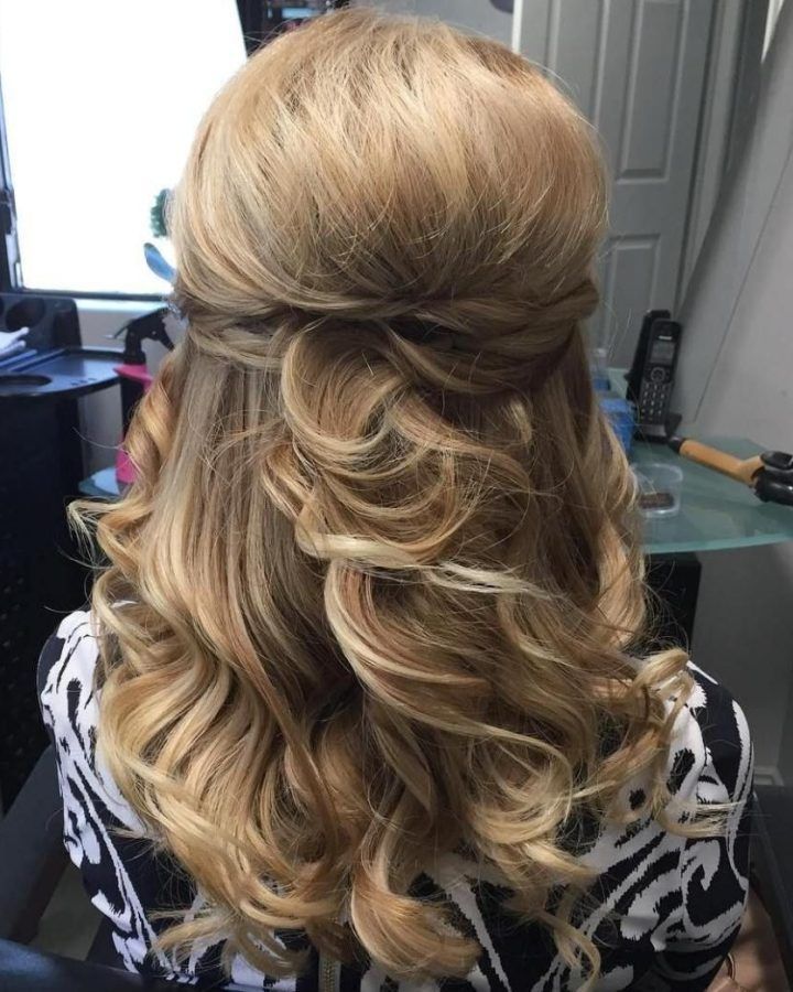 20 Best Collection of Half-updo Blonde Hairstyles with Bouffant for Thick Hair