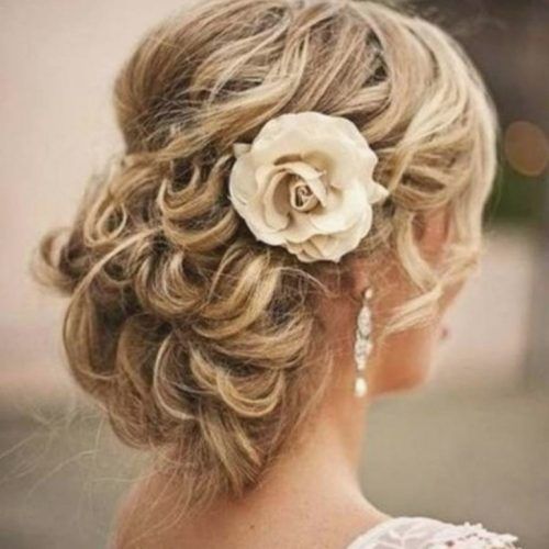 Down Wedding Hairstyles For Shoulder Length Hair (Photo 2 of 15)