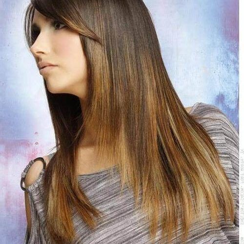 Long Straight Hairstyles Without Bangs (Photo 14 of 15)