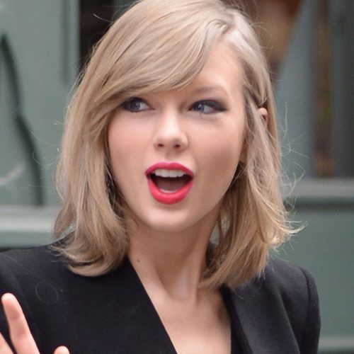 Taylor Swift Medium Hairstyles (Photo 1 of 20)
