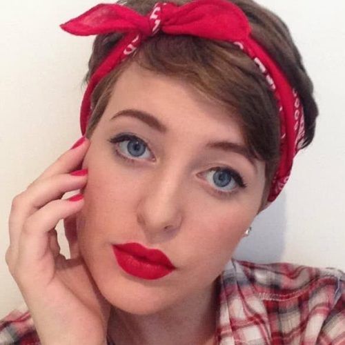 Short Hairstyles With Bandanas (Photo 14 of 20)
