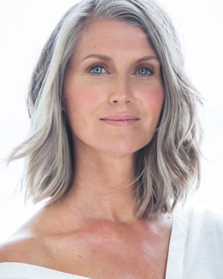 20 Ideas of Medium Hairstyles for Grey Haired Woman
