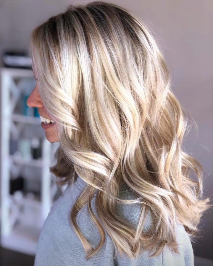 20 Collection of Icy Blonde Beach Waves Haircuts