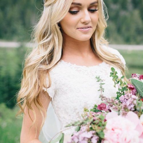 Wedding Hairstyles For Long Loose Curls Hair (Photo 7 of 15)