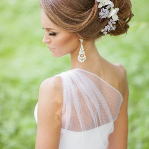 Wedding Hairstyles That Last All Day (Photo 1 of 15)