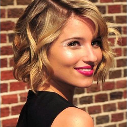 Medium Hairstyles For Heart Shaped Face (Photo 7 of 20)