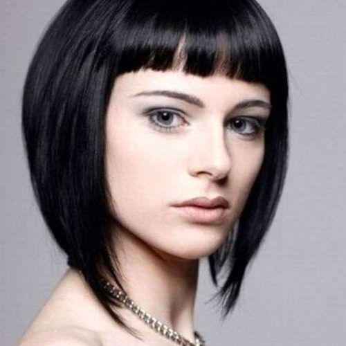 Graduated Bob Hairstyles With Face-Framing Layers (Photo 12 of 20)