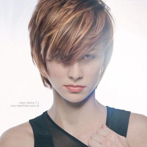 Short Hairstyles And Highlights (Photo 16 of 20)