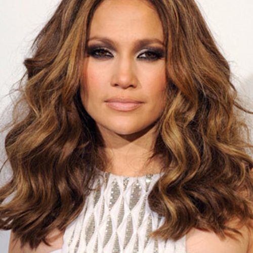 Jennifer Lopez Medium Haircuts (Photo 11 of 20)