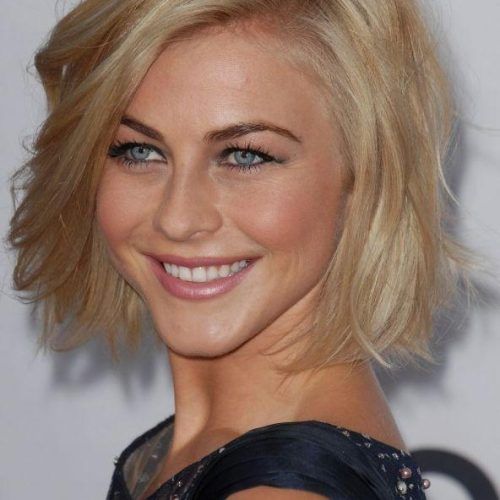 Julianne Hough Short Hairstyles (Photo 13 of 20)
