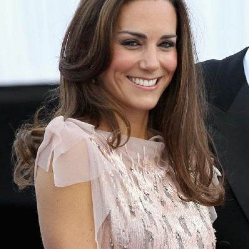 Long Hairstyles Kate Middleton (Photo 5 of 15)