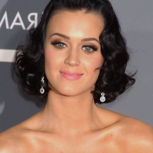 Katy Perry Medium Hairstyles (Photo 6 of 20)