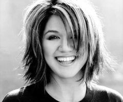 15 Best Kelly Clarkson Short Haircut