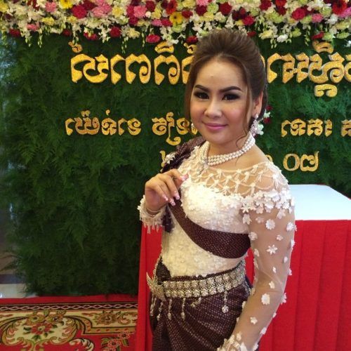 Khmer Wedding Hairstyles (Photo 6 of 15)