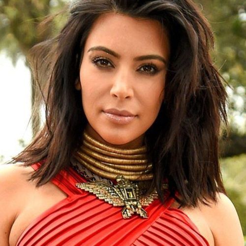 Kim Kardashian Medium Hairstyles (Photo 7 of 20)