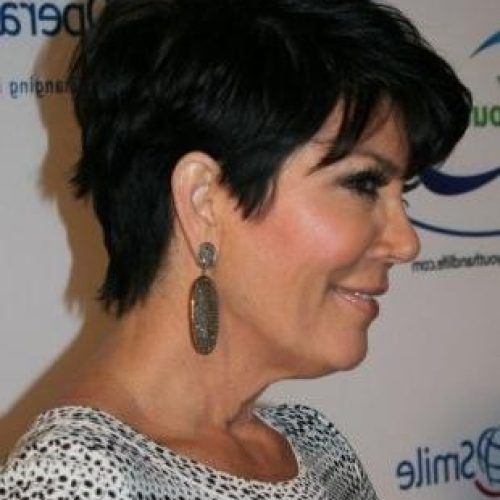 Kris Jenner Short Haircuts (Photo 7 of 20)