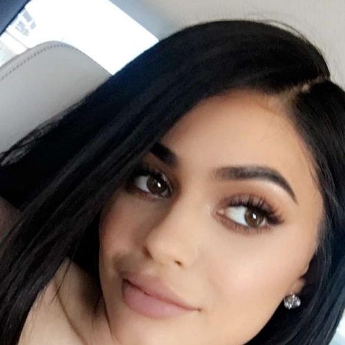 Kylie Jenner Short Haircuts (Photo 18 of 20)