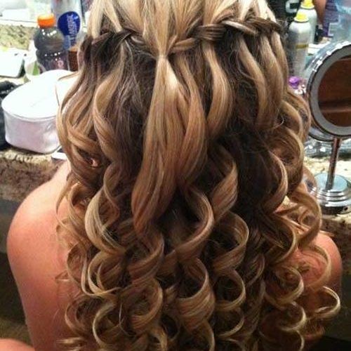Curly Long Hairstyles For Prom (Photo 8 of 15)
