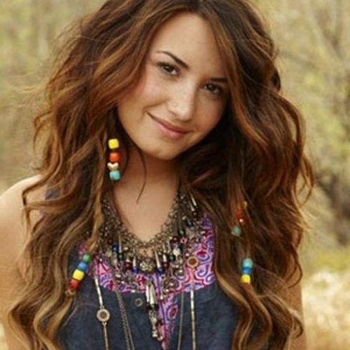 Demi Lovato Long Hairstyles (Photo 6 of 15)