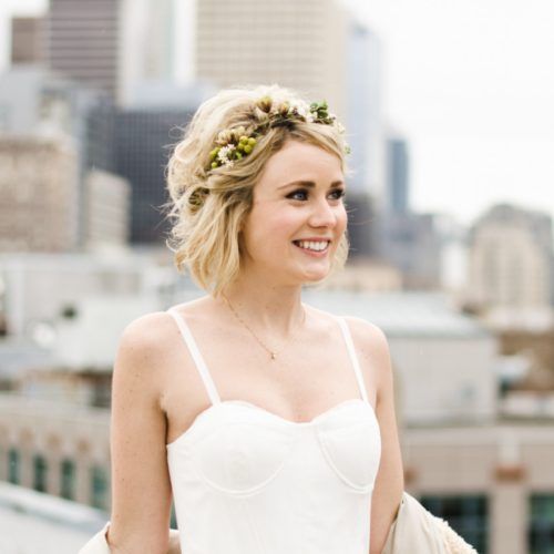 Flower Tiara With Short Wavy Hair For Brides (Photo 13 of 20)