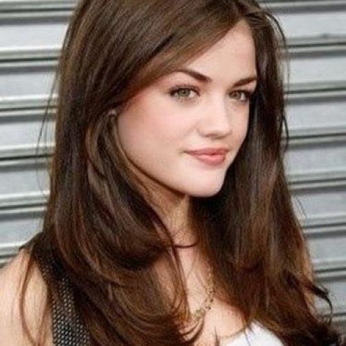 Long Haircuts For Round Faces Women (Photo 1 of 15)
