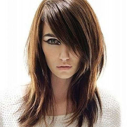 Long Hairstyles With Side Bangs For Round Faces (Photo 6 of 15)