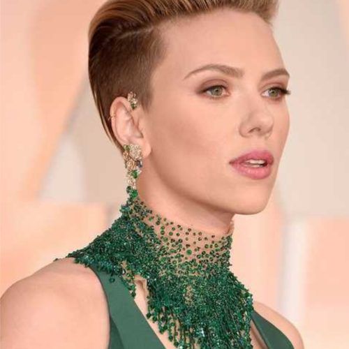 Scarlett Johansson Medium Haircuts (Photo 6 of 20)