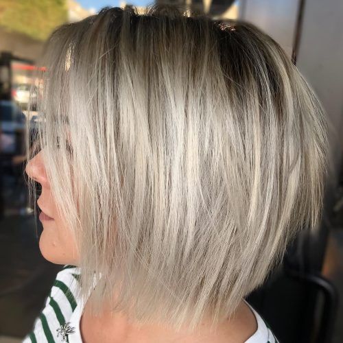 Textured And Layered Graduated Bob Hairstyles (Photo 11 of 20)
