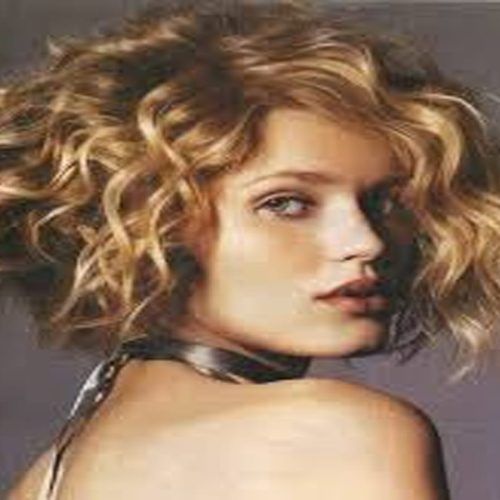 Curly Bob Hairstyles (Photo 18 of 20)