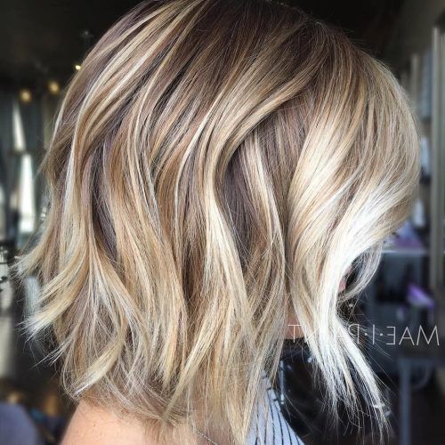 Chamomile Blonde Lob Hairstyles (Photo 4 of 20)