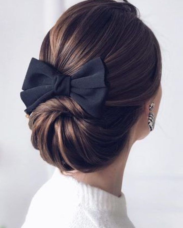 15 Collection of Classic Updo with a Bow