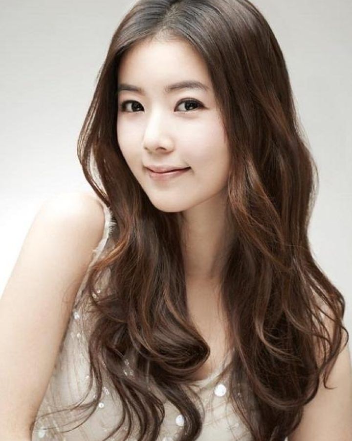 15 Inspirations Long Hairstyles for Korean Women