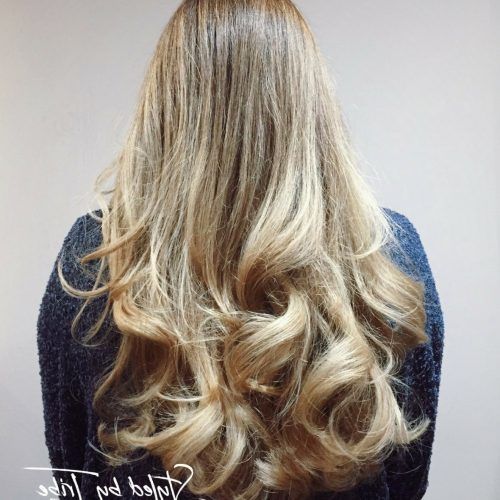 Full And Bouncy Long Layers Hairstyles (Photo 14 of 20)